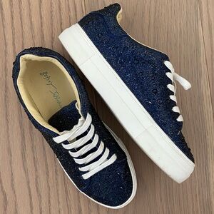 Betsey Johnson Women's Sidny Sneakers